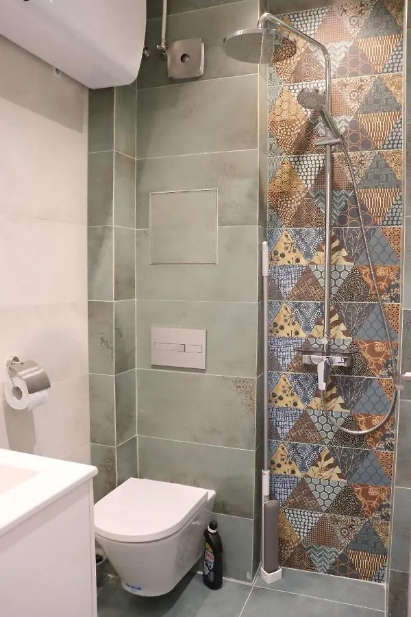 Stylish And Quiet Apt With Balcony Sofia Apartment